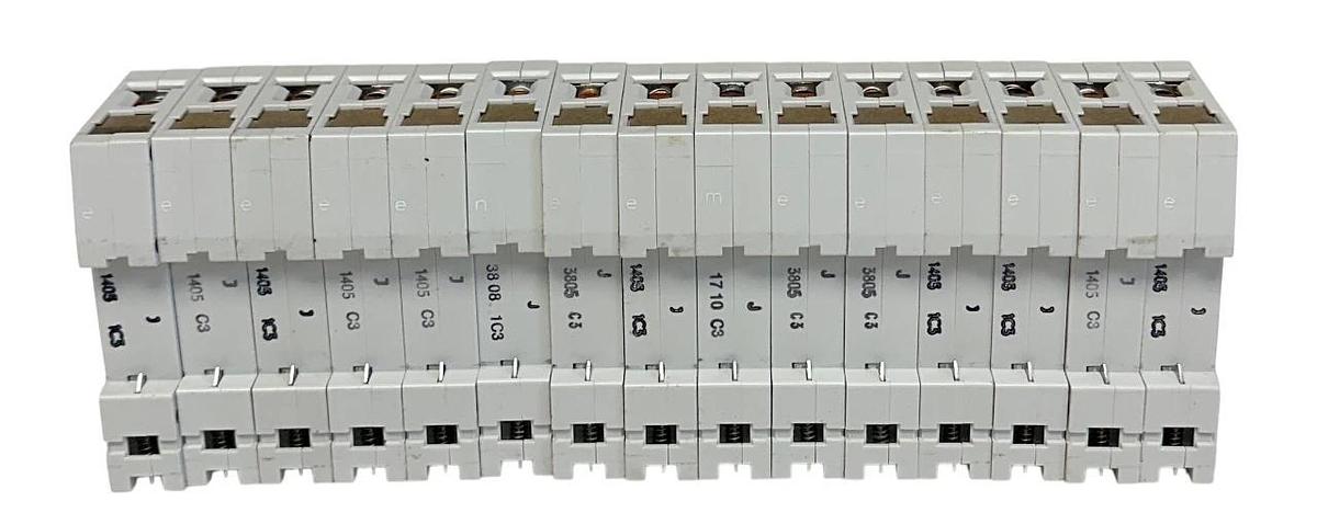Used 15 SIEMENS 5SX21-C3 / 5SX21 / 5SX2 MINI CIRCUIT BREAKERS 230/400V 1-POLE USNP