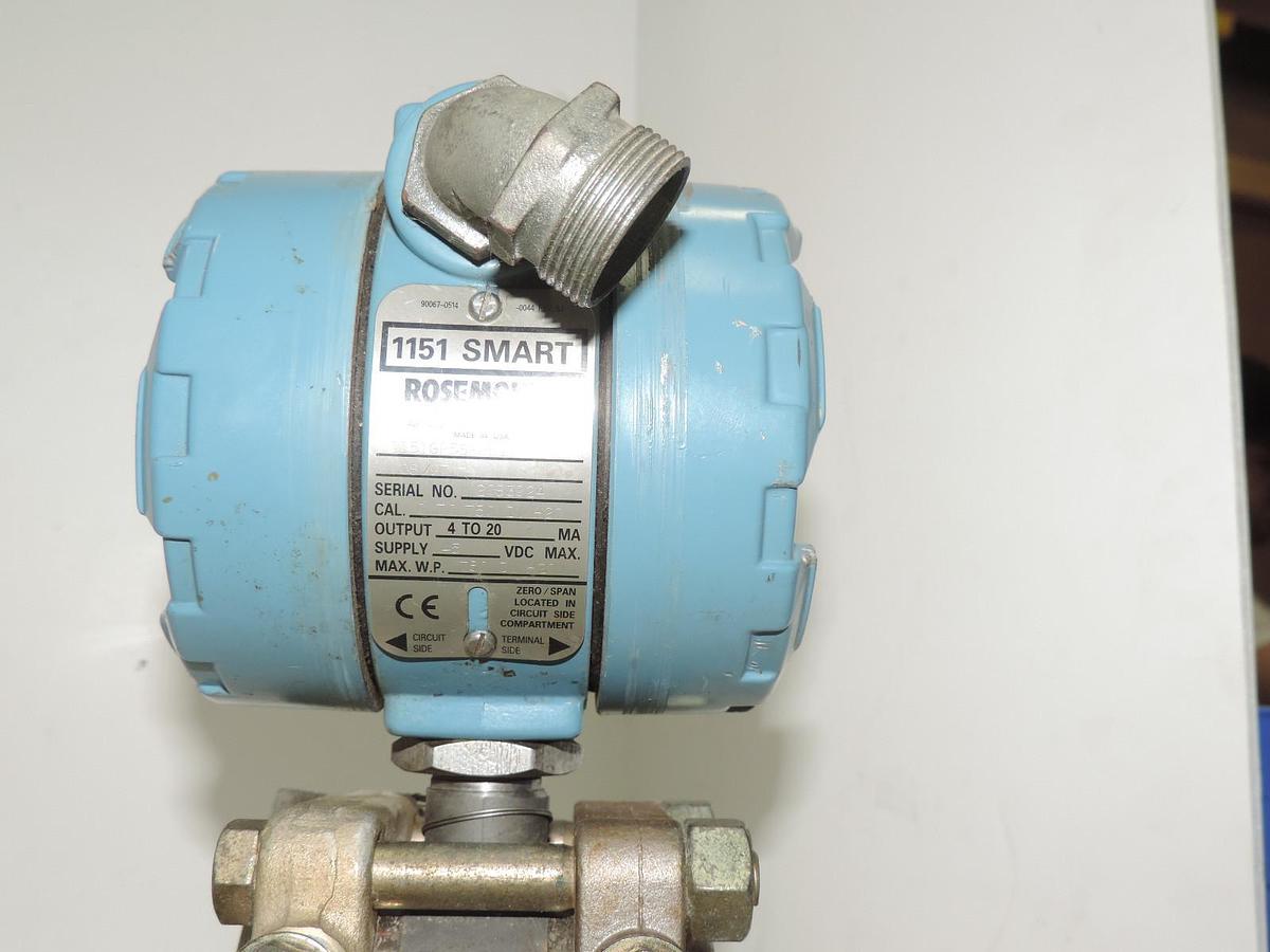 Used ROSEMOUNT 1151 SMART TRANSMITTER P/N 01151-0934-0004 WITH 4406964 1151-0011-0052