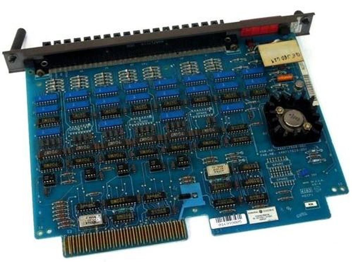 Used GENERAL ELECTRIC IC600YB811A INPUT MODULE 10-50VDC, 5VDC INPUT