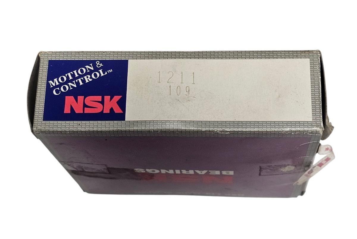 Used NSK 1211 Self-Aligning Ball Bearing 55mm x 100mm x 21mm Double Row Open NSMP
