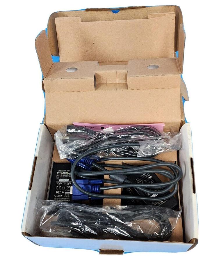 NEW BLACK BOX AC555A-R2 / AC555AR2 VGA EXTENDER KIT W/ AUDIO