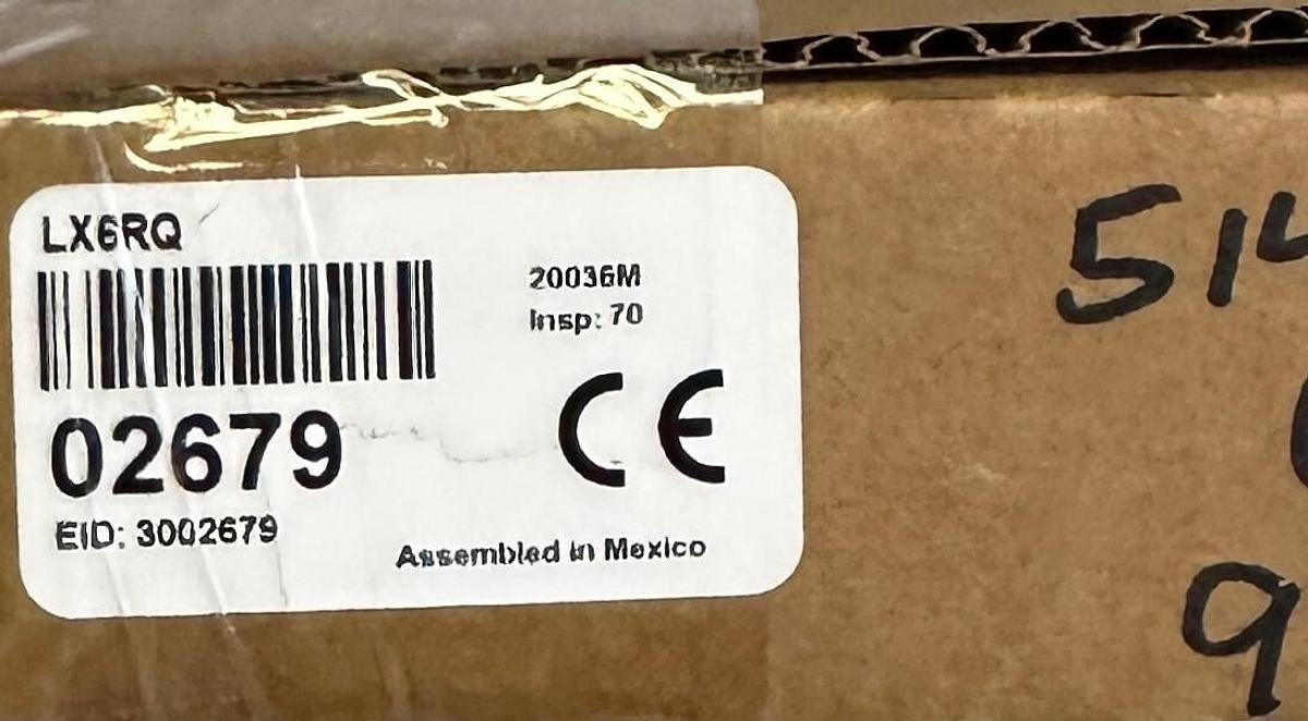 Used NEW BANNER LX6RQ LX SERIES LIGHT CURTAIN RECEIVER 300mm-2m 10-30Vdc 02679