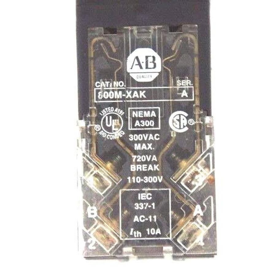 Used ALLEN BRADLEY 800MR-N31Q SELECTOR SWITCH SER A W/ 800M-XAK CONTACTS SER A