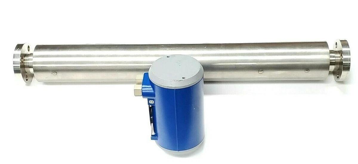 Used INVENSYS FOXBORO CFT30-1411B2 MASS FLOWMETER CFS30-C1AW0B1, 115V AC