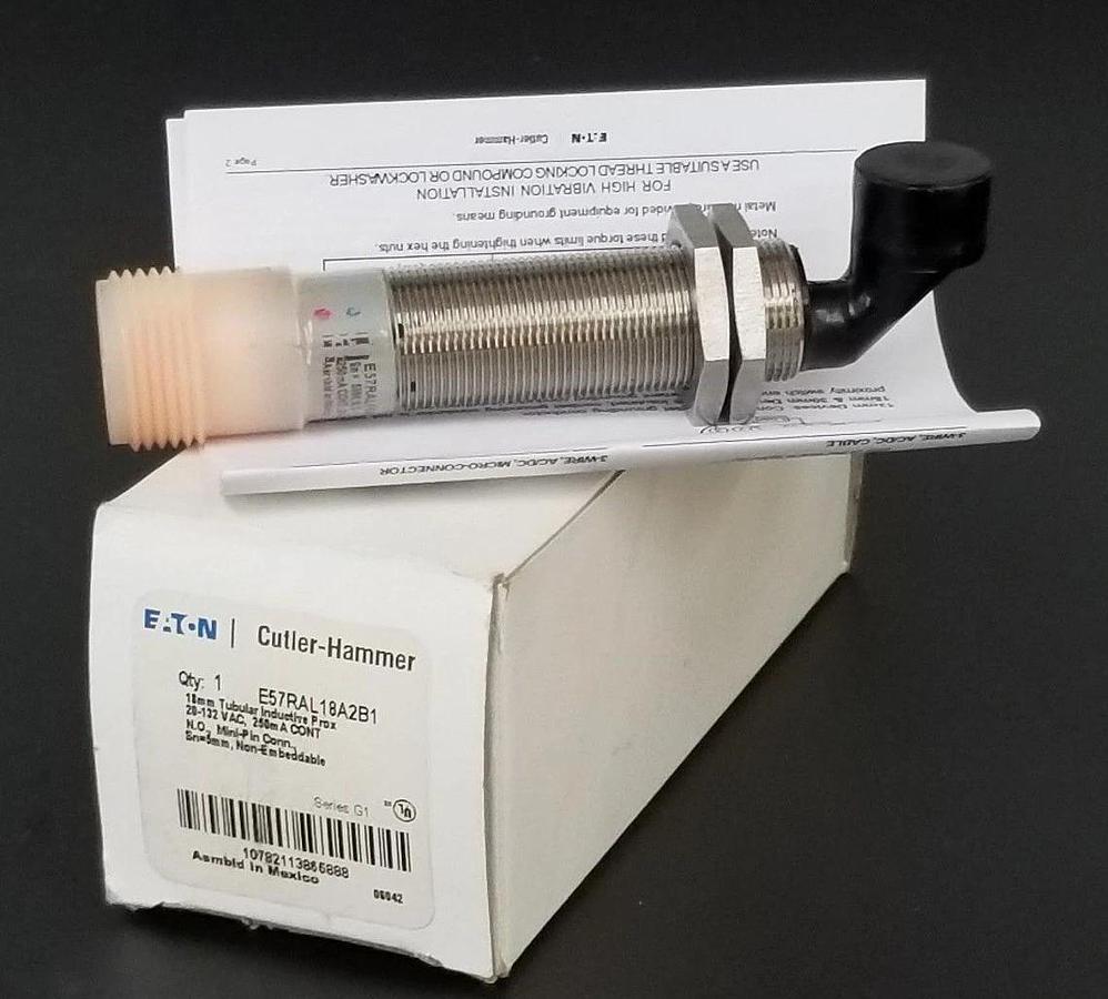 Used NIB EATON CUTLER-HAMMER E57RAL18A2B1 18MM TUBULAR INDUCTIVE PROXIMITY SENSOR