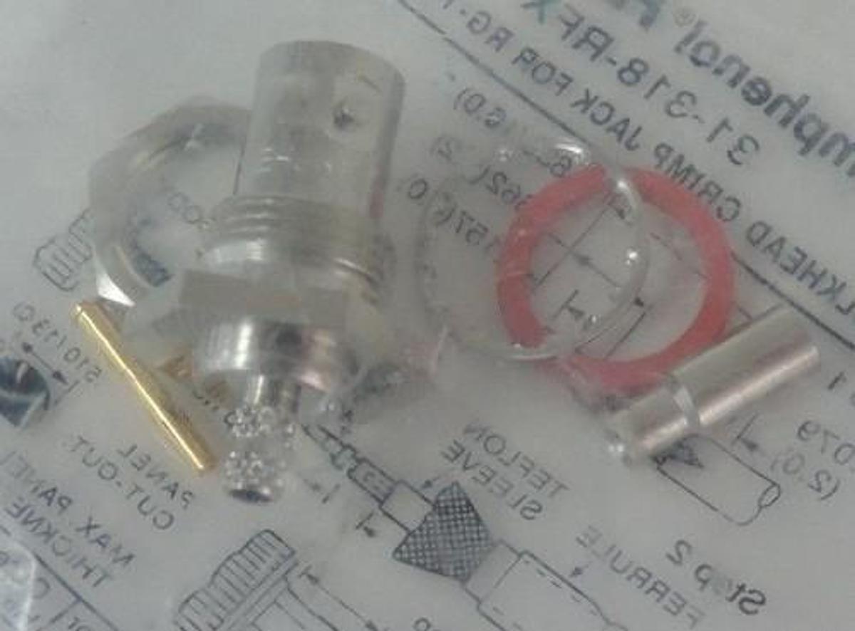 LOT OF 2 NEW AMPHENOL RFX 31-318-RFX, RF/COAXIAL CRIMP JACK FOR RG-174, 188, 316