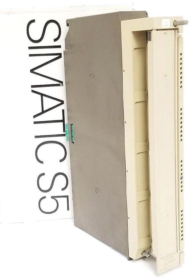 Used SIEMENS 6ES5-457-7LA11 SIMATIC S5 DIGITAL OUTPUT MODULE 6ES54577LA11