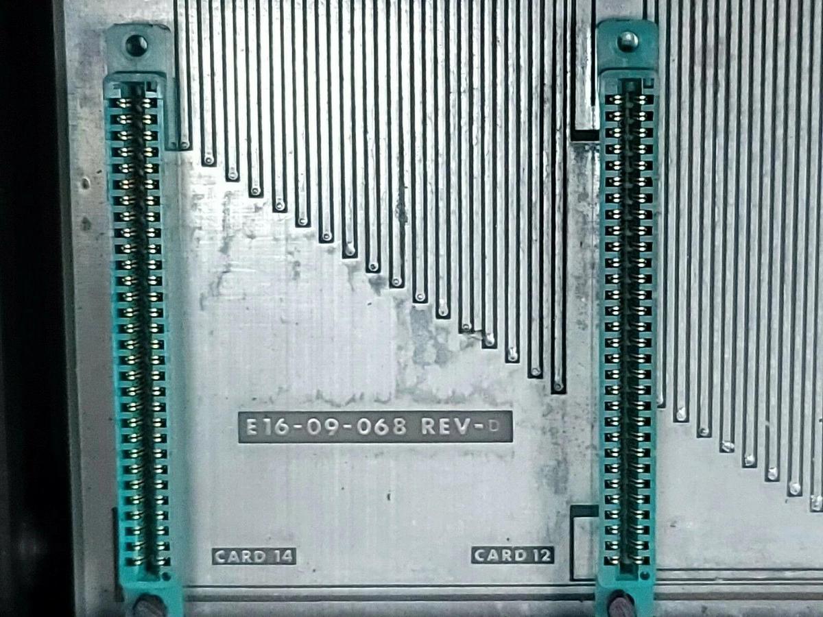 Used ISSC MODEL 321 MODULE SLOT RACK SER. 81951
