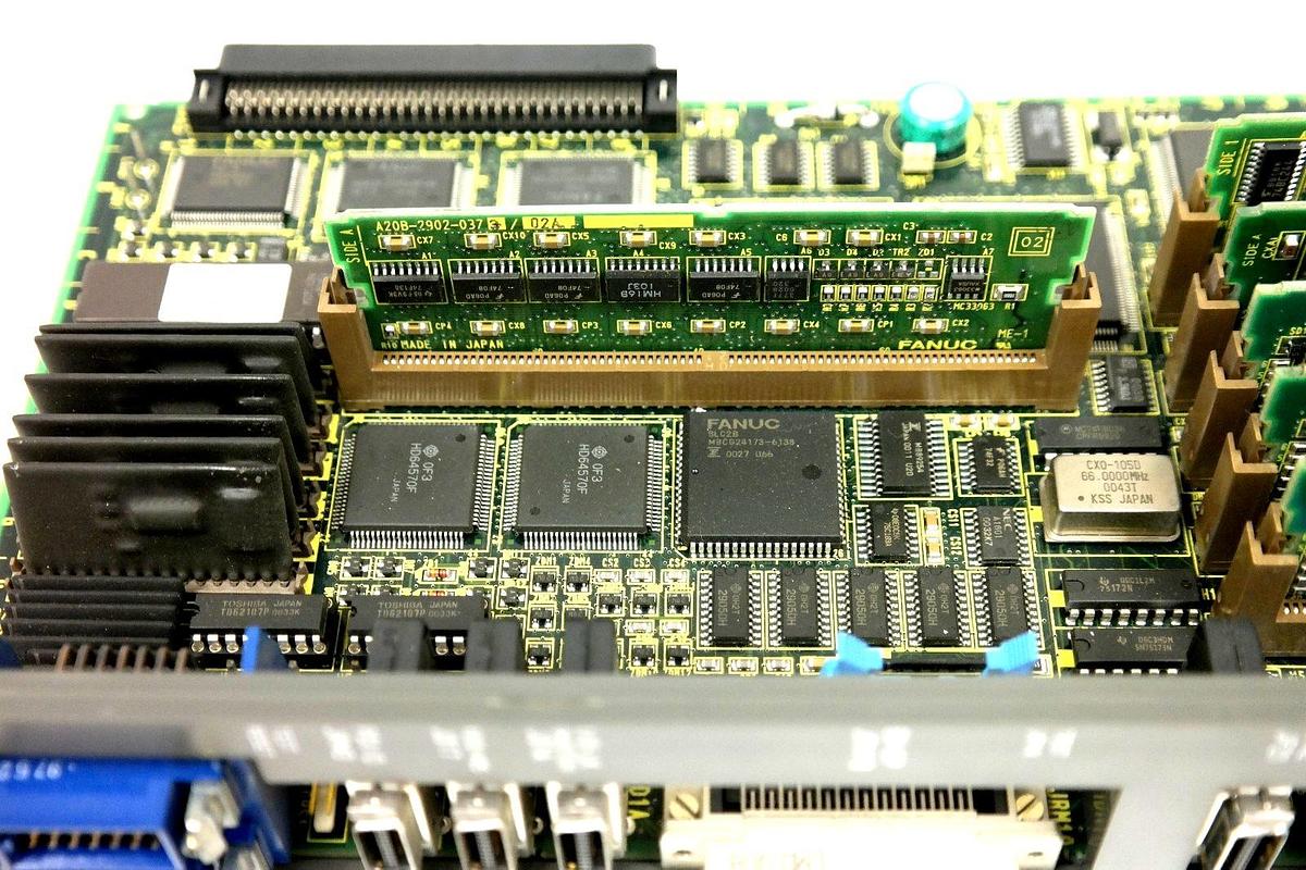 Used NEW FANUC A16B-3200-0040/07D PC BOARD MAIN CPU A16B-3200-0040 W/ SISTER BOARDS