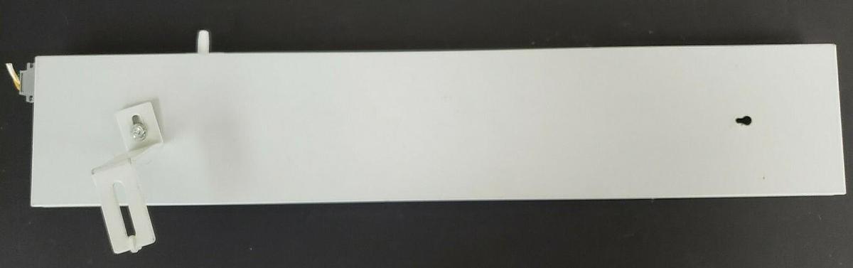 Used HOFFMAN ALF16D24R FLUORESCENT LIGHT FIXTURE, 120VAC, 60HZ, 0.35A