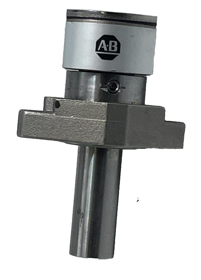 Used Allen-Bradley 871D-BW2N317-R3 Ser. A Cylinder Position Sensor 871DBW2N317R3