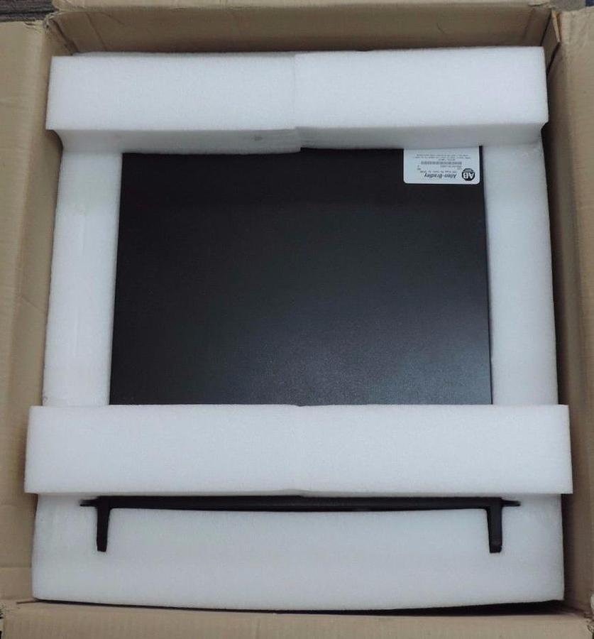 F/S ALLEN BRADLEY 6155-FHYZFLCZBZZ INDUSTRIAL COMPUTER SER. A 6155FHYZFLCZBZZ