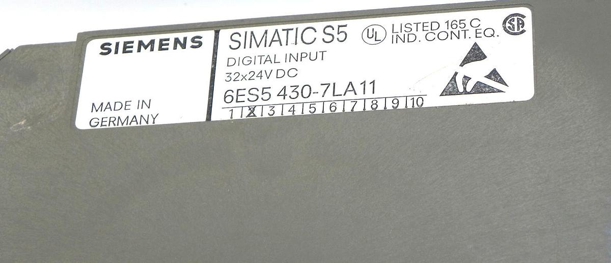 Used SIEMENS 6ES54307LA11 INPUT MODULE 6ES5-430-7LA11 DIGITAL 32X24V DC