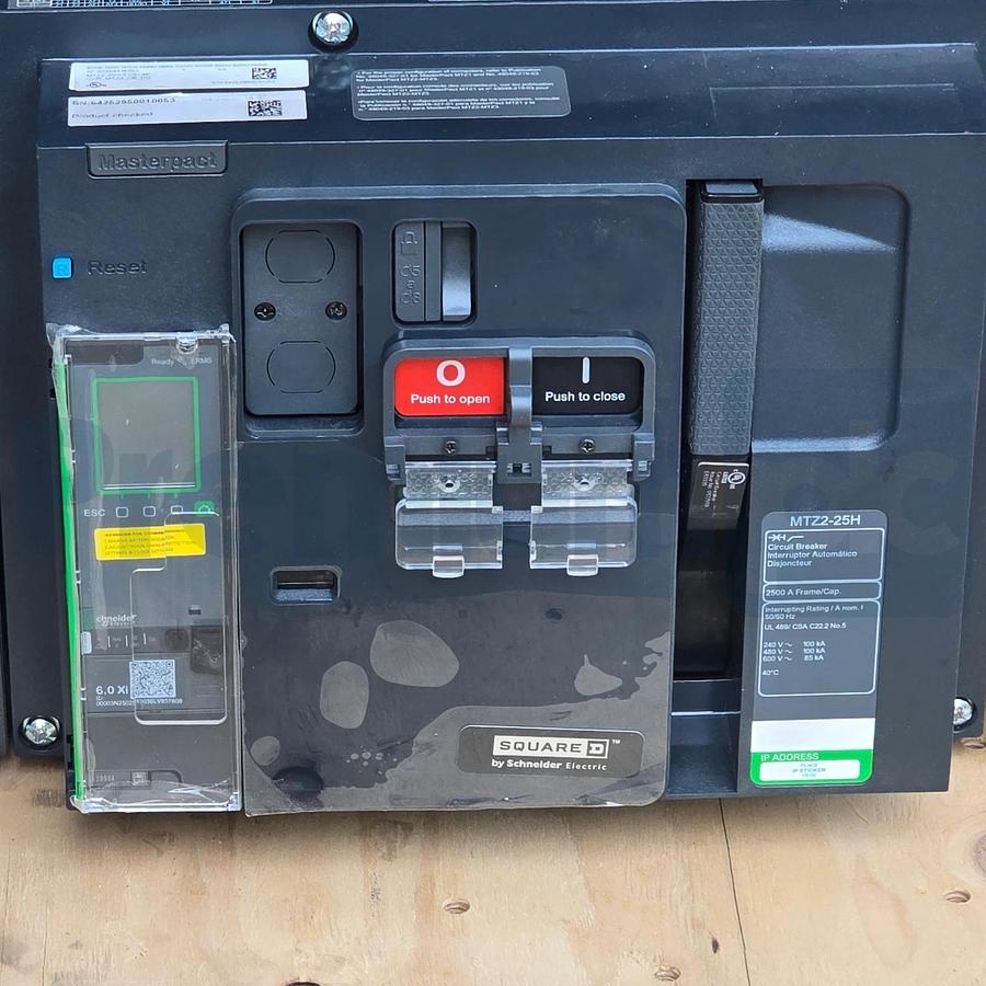 Square D Schneider MTZ2-25H MicroLogic 6.0Xi Masterpact Circuit Breaker 2500A 4P