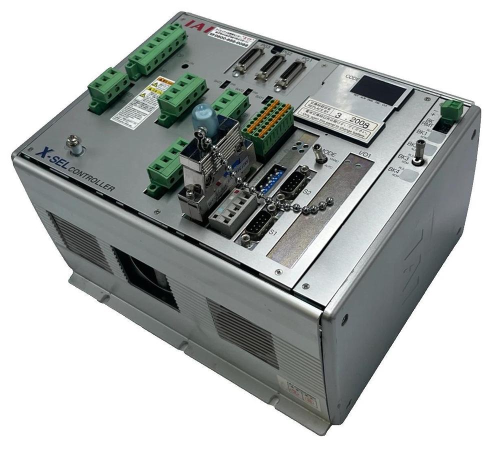 Used IAI XSEL-Q-3-400A-200A-200AB-DV-E-EEE-0-3 DeviceNet 3-Axis XSEL Controller