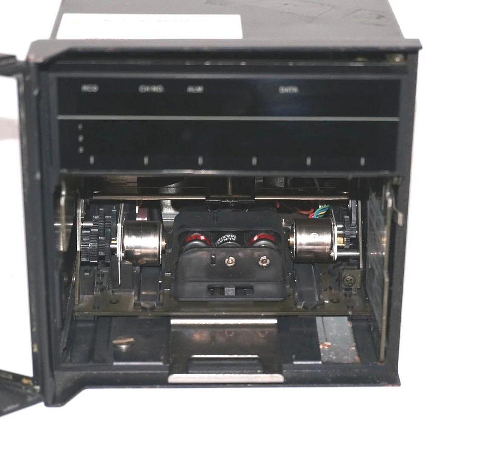 Used YOKOGAWA 4153-555/BU/AK-04/REM/PS/YCA CHART RECORDER 4153555BUAK04REMPSYCA