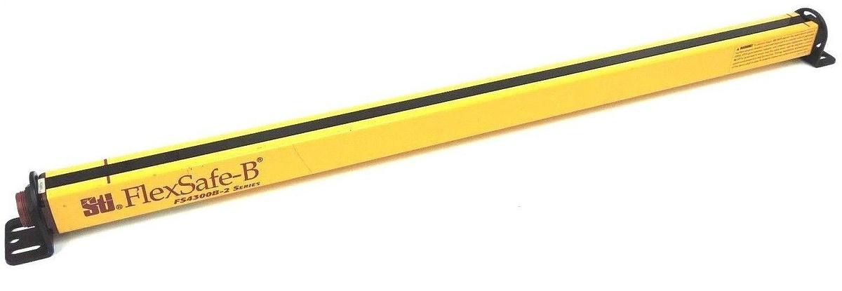 Used STI FS4324B-2R-3 FLEXSAFE-B FS4300B-2 24" LIGHT CURTAIN RECEIVER 42678-0240