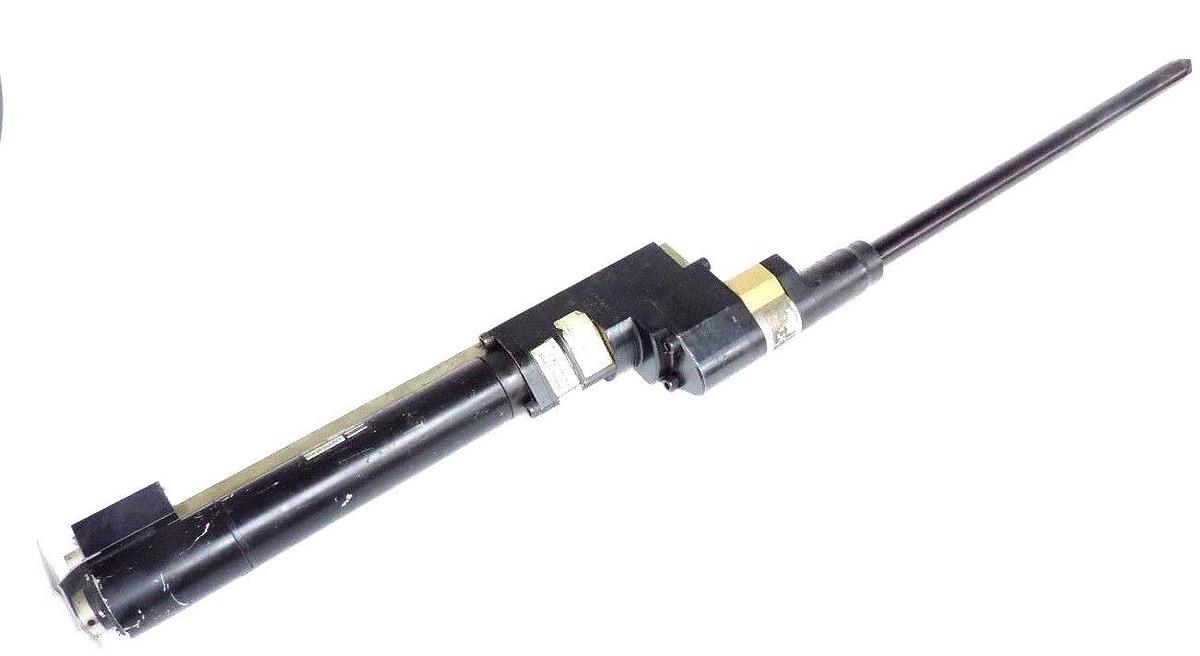 Used ATLAS COPCO QRT-62-200-O NUT RUNNER W/ BSM-28120A-R2.5 SERVO & QMR-62-32-ROT