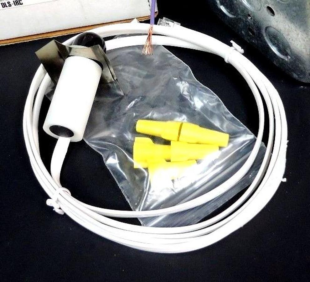 NIB DLS COOPER LIGHTING DLS-IRC CEILING IR RECEIVER STATION KIT 120-277V