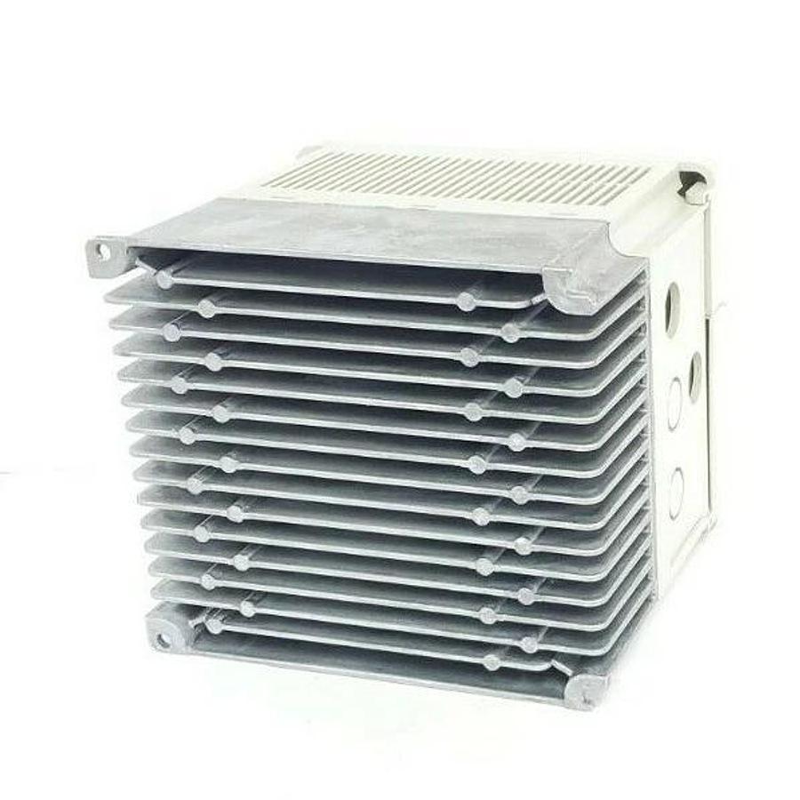 Used ALLEN BRADLEY 1305-BA03A-HA2 AC DRIVE SER. B 3 PH 1HP 0.75KW W/ 1201-HA2