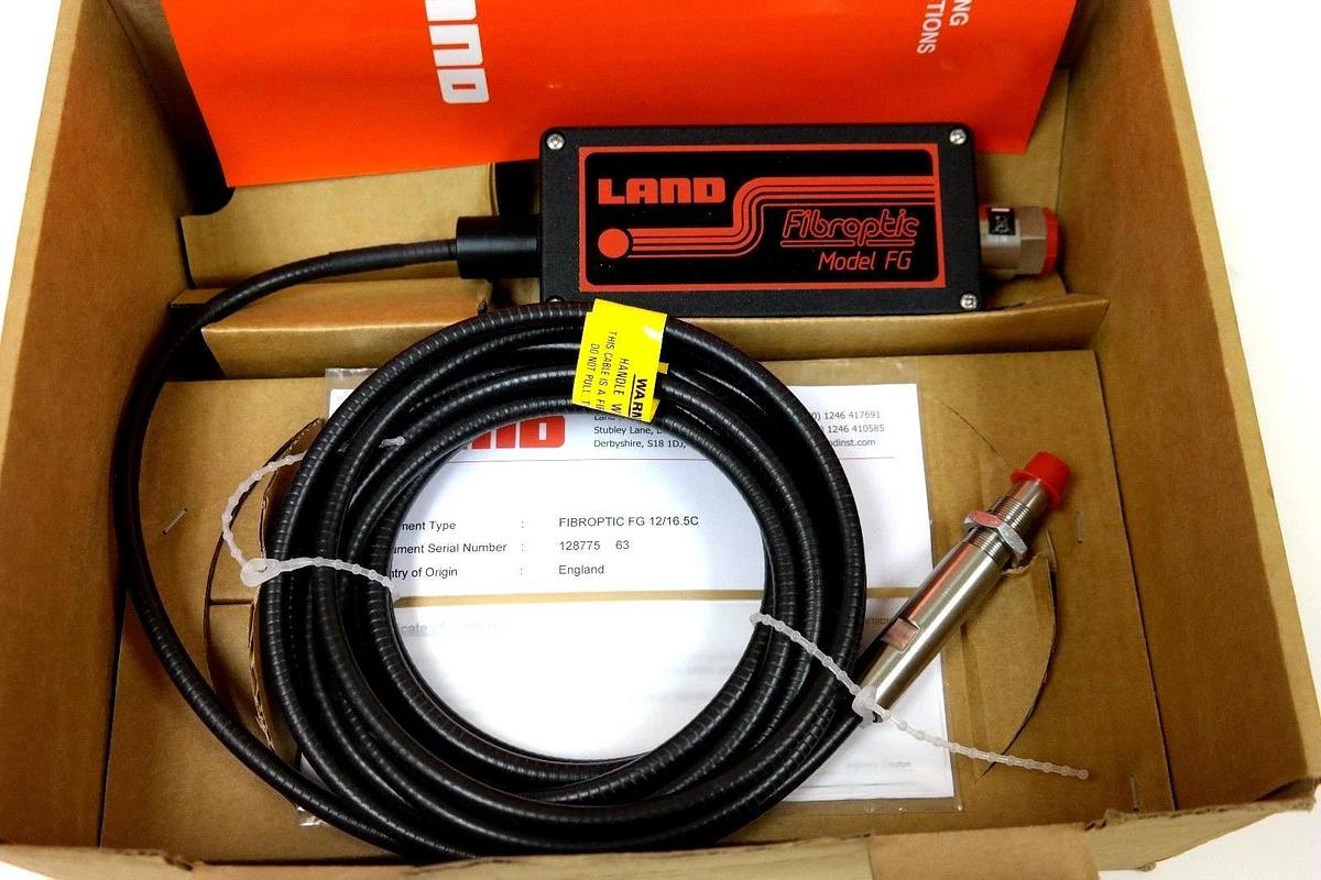 Used NIB LAND FIBROPTIC FG 12/16.5C THERMOMETER W/ EMISSIVITY ADJUSTMENT P/N: 091.443
