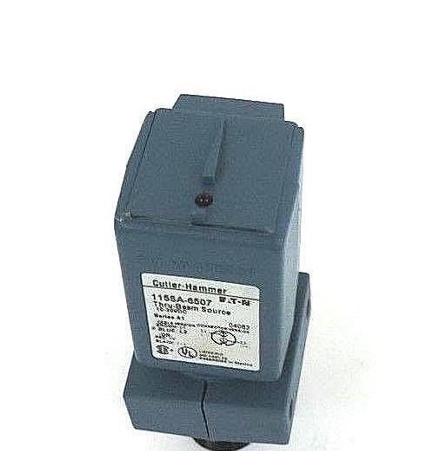 Used CUTLER-HAMMER 1155A-6507 THRU-BEAM SOURCE 1155A6507, 10-30VDC, SER. A1