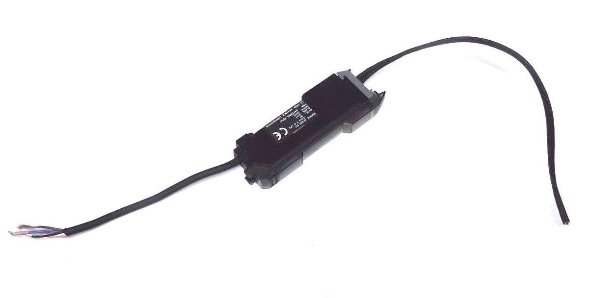 Used KEYENCE LV-11SA AMPLIFIER LASER LV11SA, 12-24V DC