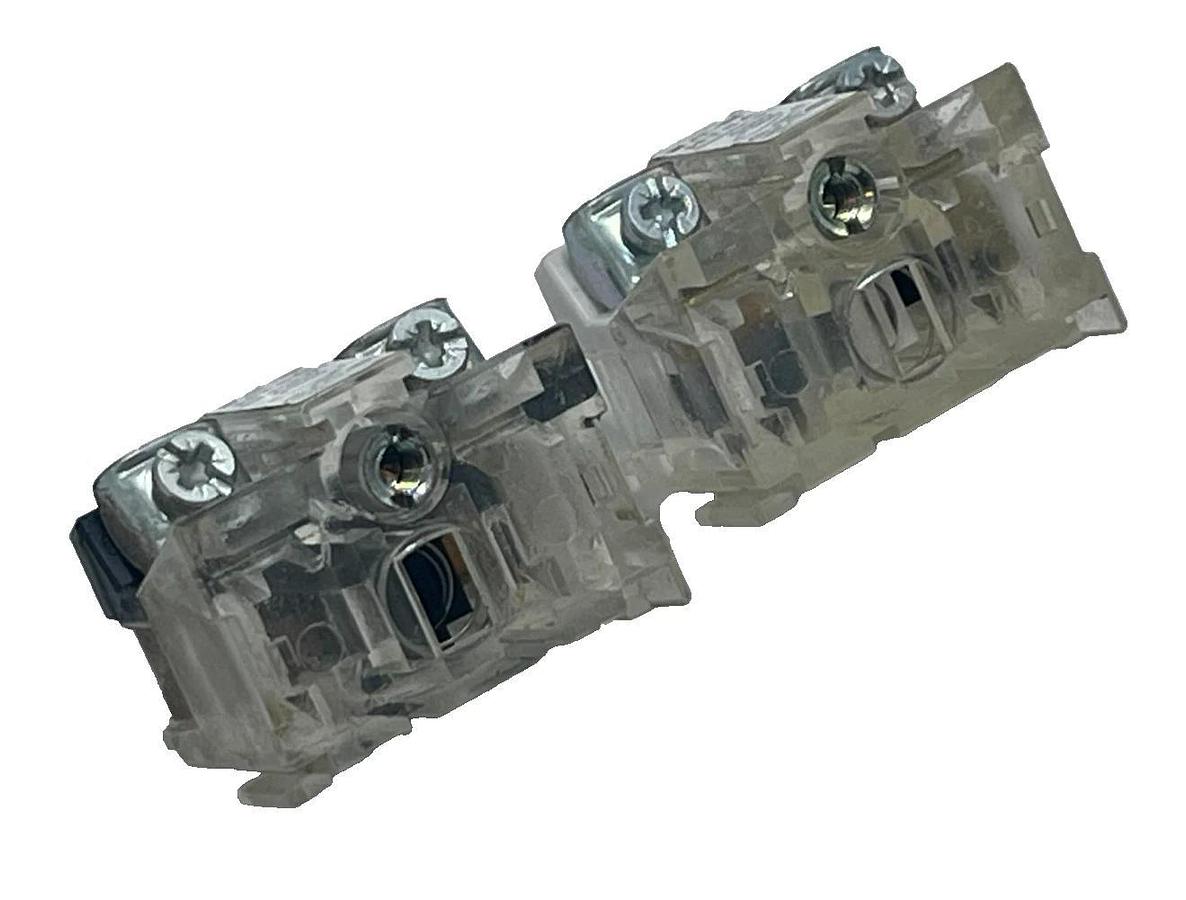Eaton HT800 Series Contact Block Set - (1) HT8A NO & (1) HT8B NC - 30mm NEMA