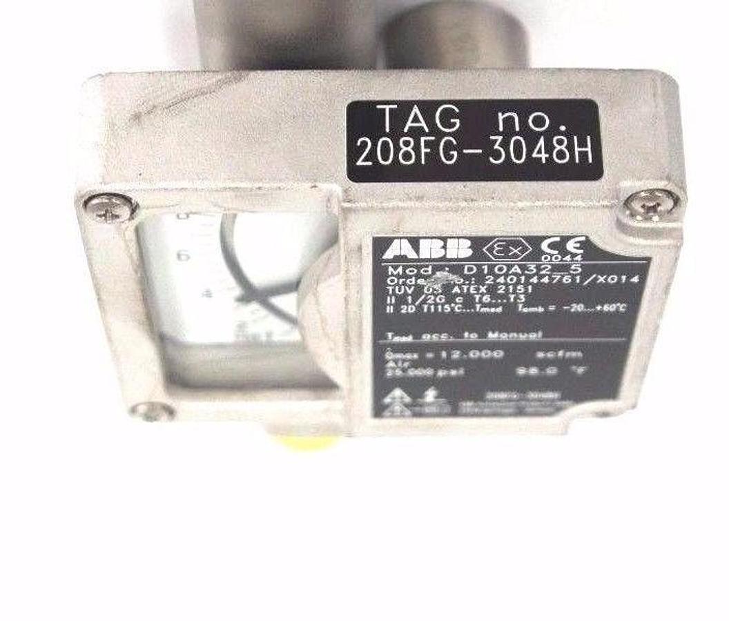 Used NEW ABB D10A32-5 FLOWMETER 1/2" NPT ORDER NO. 240144761/X014 D10A325