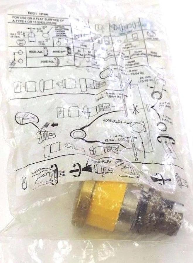 Used NEW ALLEN BRADLEY 800EM-MM5 MUSHROOM PUSH BUTTON YELLOW, 800EMMM5 SER. A