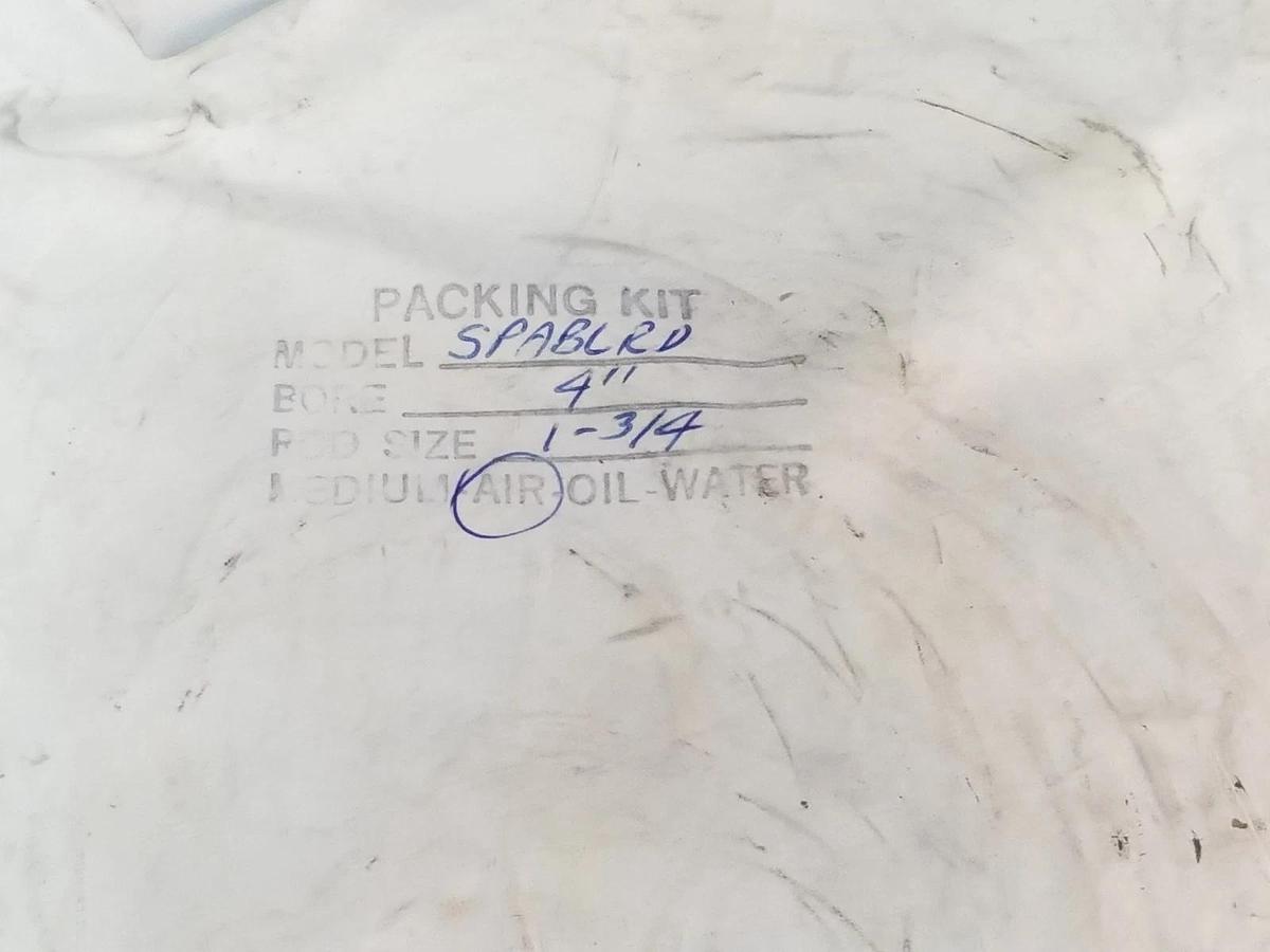 Used FLUID SEALING INC. SPABLRD AIR SEAL PACKING KIT 1-3/4" ROD SIZE, 4" BORE