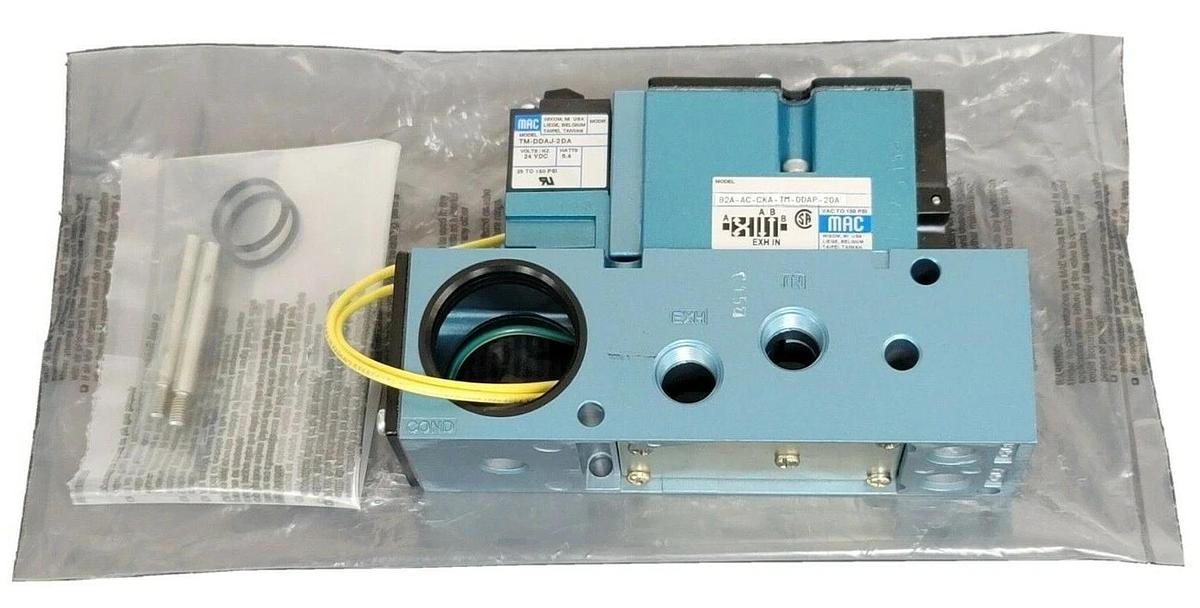 NEW MAC 82A-AC-CKA-TM-DDAP-2DA SOLENOID VALVE TM-DDAJ-2DA 24V