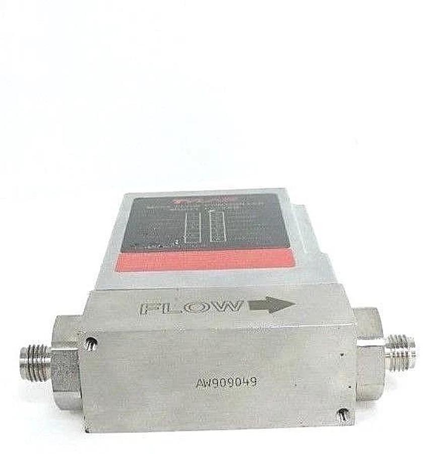 Used TYLAN FC-280AV-4S MASS FLOW CONTROLLER MODEL FC-280