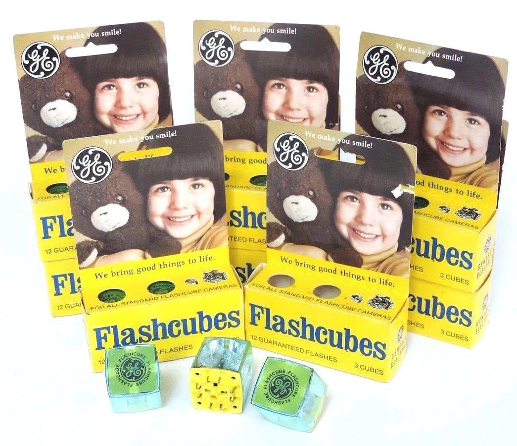 Used LOT OF 24 NIB GENERAL ELECTRIC FLASHCUBES 8 BOXES OF 3