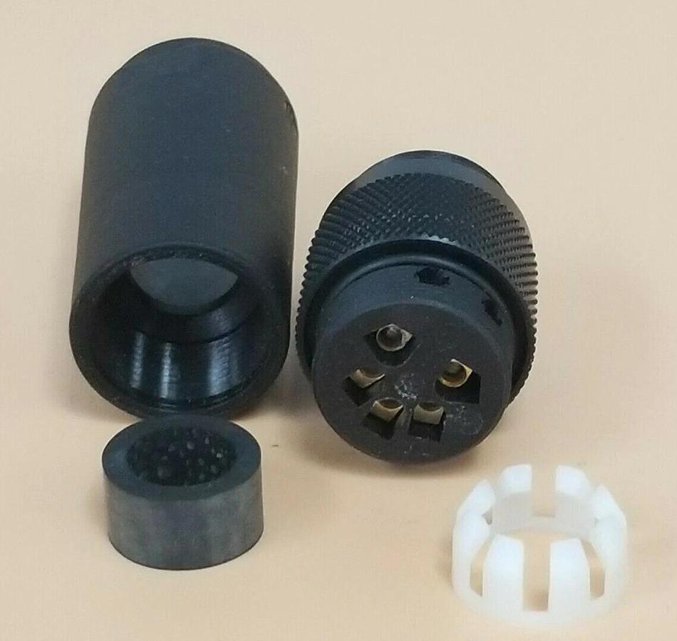 (3) NEW IFM EFECTOR L34122 CONNECTORS 7/8INCH WIREABLE 1171500000 RKC 50/13 5