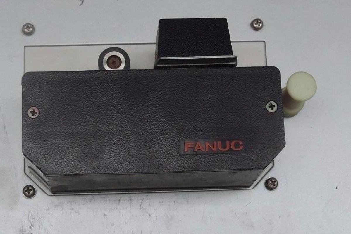 Used FANUC A02B-0047-C062 TAPE READER A20B-0007-0750/06B BOARD, A90L-0001-0114 MOTOR
