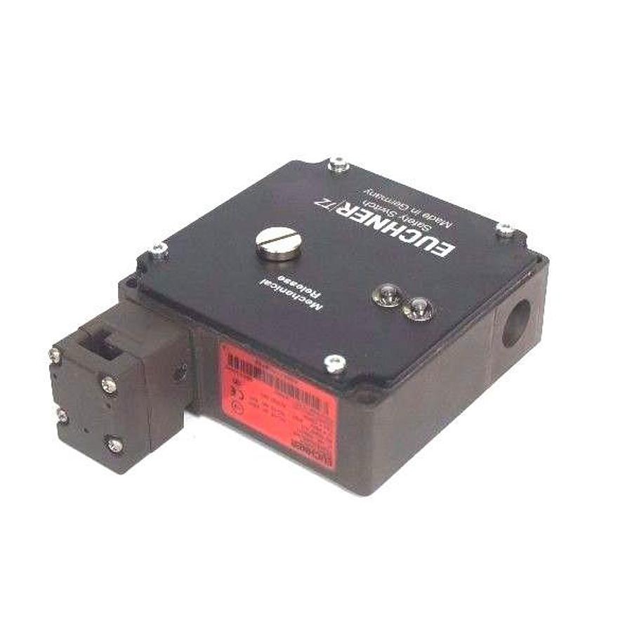 Used NEW EUCHNER TZ2RE024MVAB SAFTEY SWITCH AC/DC 24V, ID. NR. : 088071
