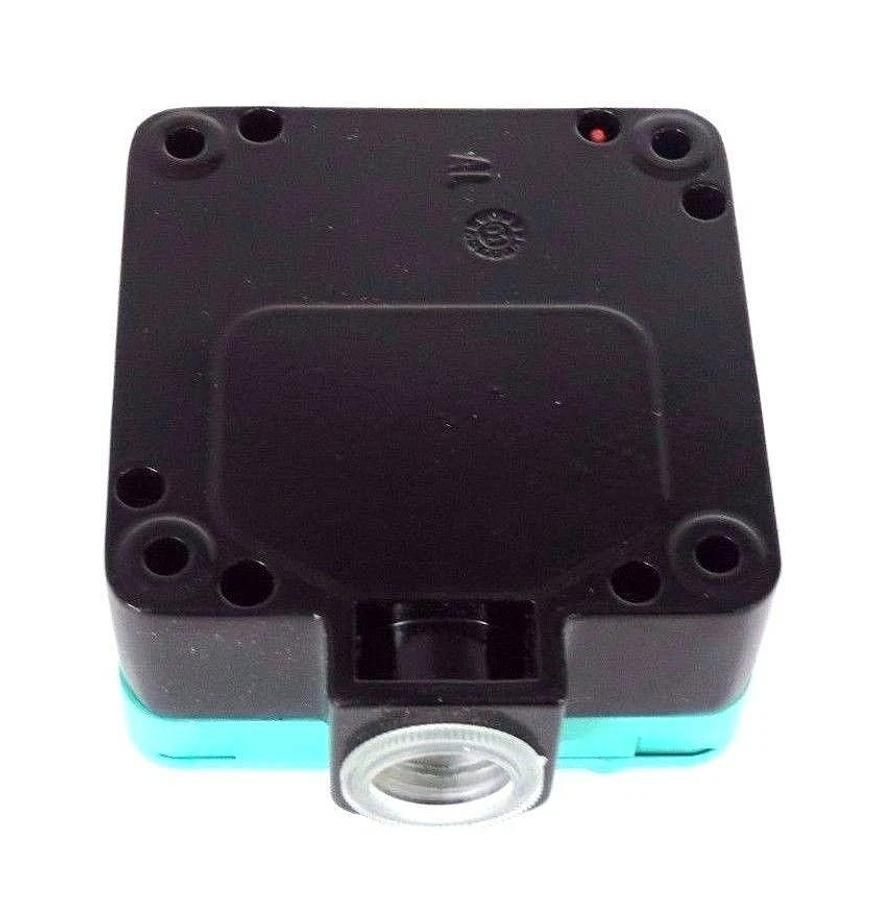 NIB PEPPERL + FUCHS NJ 50-FP-A2-P4 PROXIMITY SENSOR 020236, 10-60V, 200MA, 27681