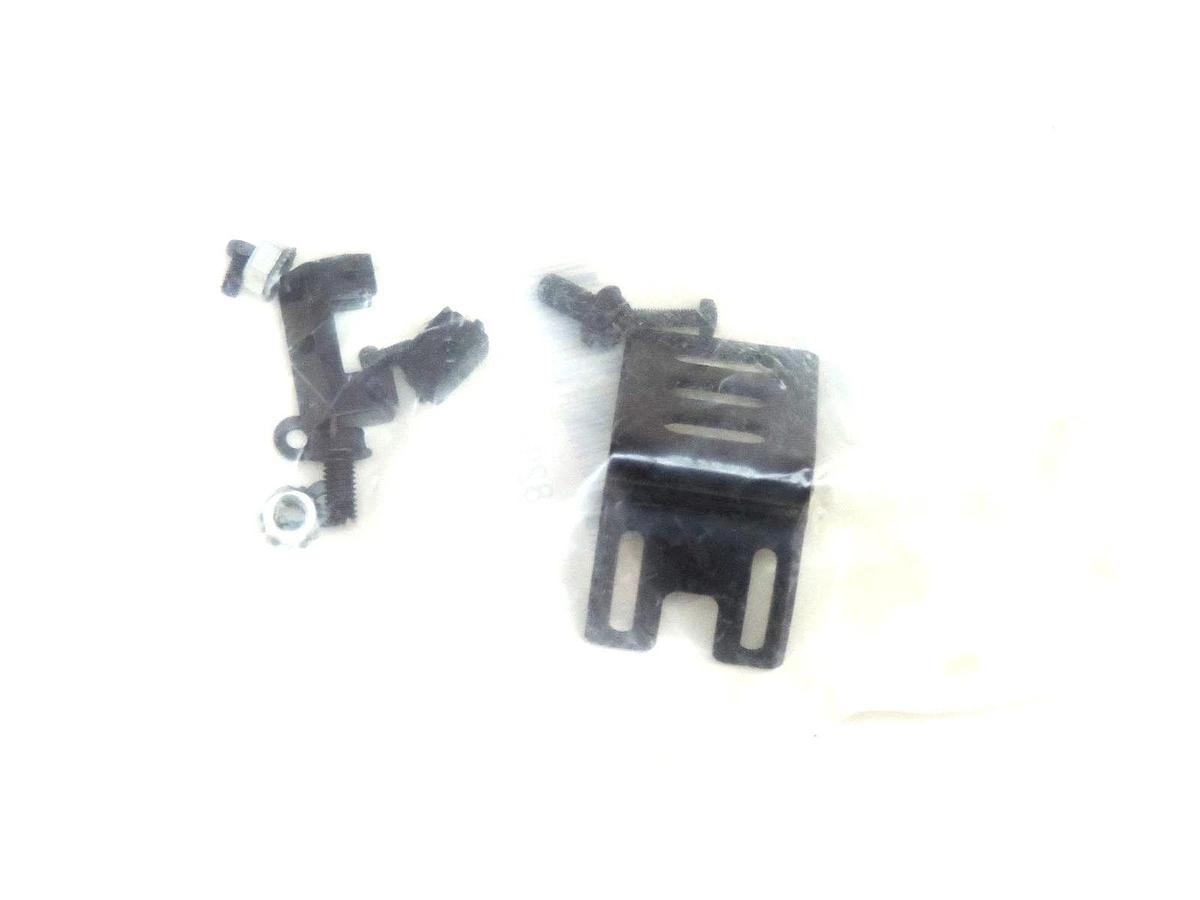 Used LOT OF 2 NIB BANNER LPA-MBK-12 MOUNTING BRACKETS 82842, LPAMBK12
