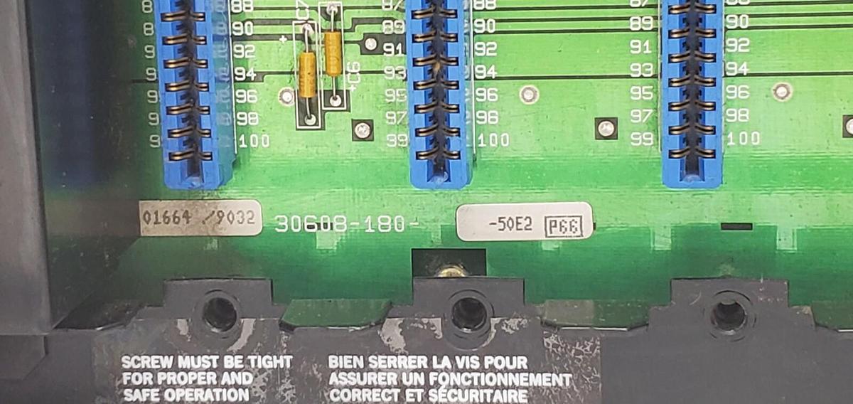 Used SQUARE D SYMAX 8030 RRK-100 SER. 03 5-SLOT REG. RACK CHASSIS ASSEMBLY 8030RRK100
