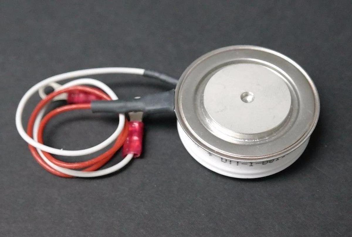 NEW POWEREX DTT-1-001110000 THYRISTOR DTT1001110000