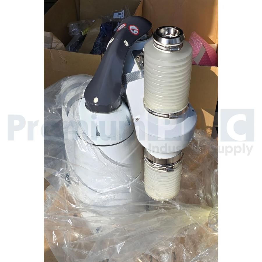 Used NEW DENSO WAVE HSR048A1-N17-W5N HIGH SPEED 4-AXIS ROBOT W/RC8A 8-AXIS CONTROLLER
