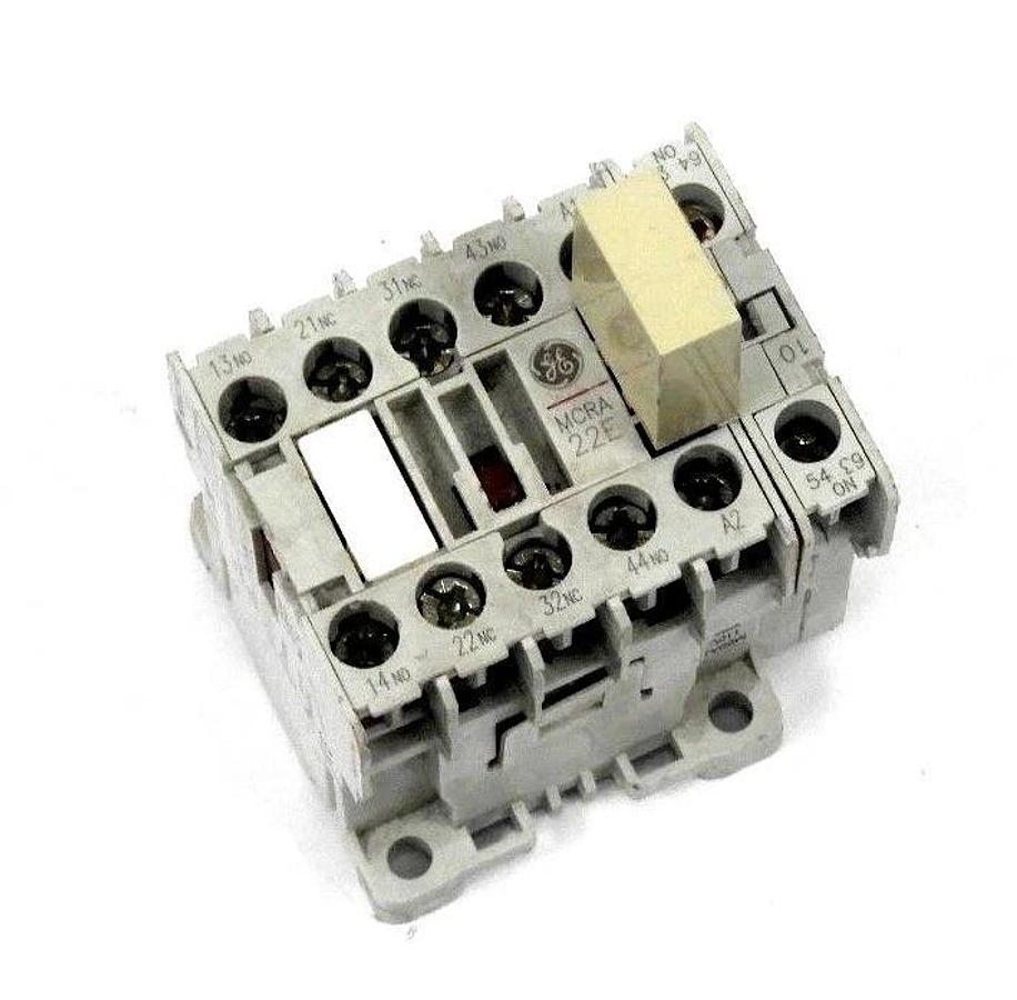 Used GENERAL ELECTRIC MCRA022AT RELAY WITH MARL110AT & MP0AAE2 CONTACTOR