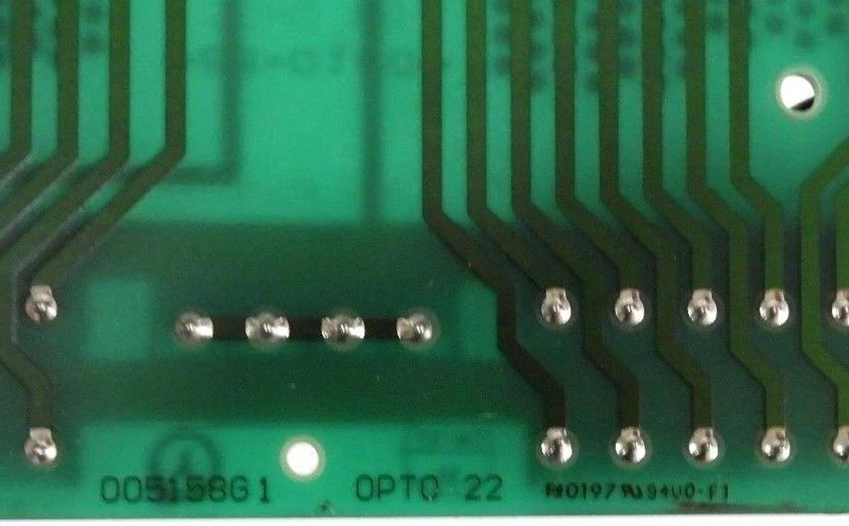 Used OPTO 22 005158G1 PC BOARD G4 BASE 24VDC