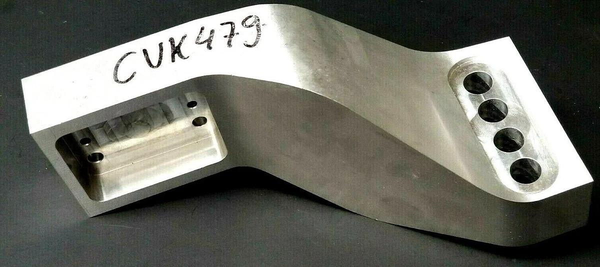 NEW REIS GmbH & CO. 5210733 GRIPPER FINGER ALCUMPB / 3.1645.51 140X140X285