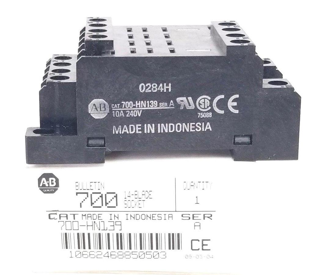 Used NIB ALLEN BRADLEY 700-HN139 14-BLADE SOCKET 700HN139, SER. A