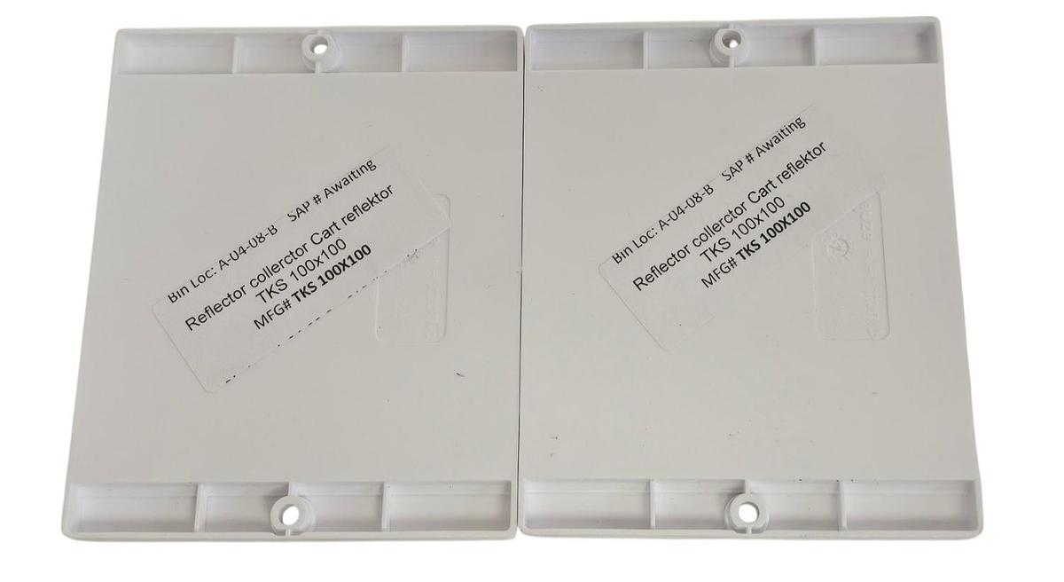 Used LOT OF 2 NEW LEUZE TKS 100X100 REFLECTORS RECTANGULAR ADHESIVE 96 MM X 96 MM
