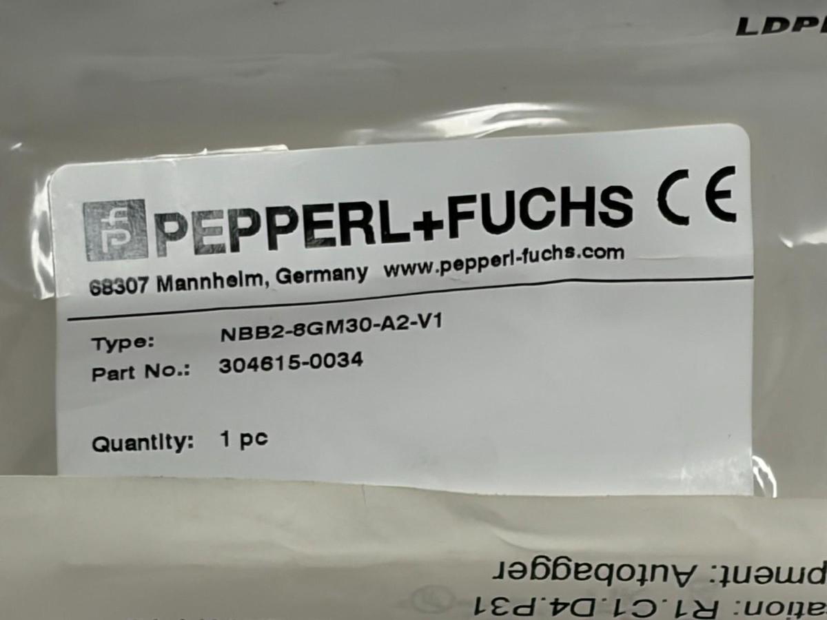 Used Pepperl+Fuchs NBB2-8GM30-A2-V1 Inductive Proximity Sensor PNP 2mm Flush New