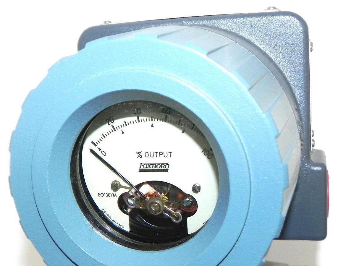 Used NIB FOXBORO ELECTRONIC 823DP-I3S1NH1-A TRANSMITTER W/ B0139CZ PRESSURE SWITCH