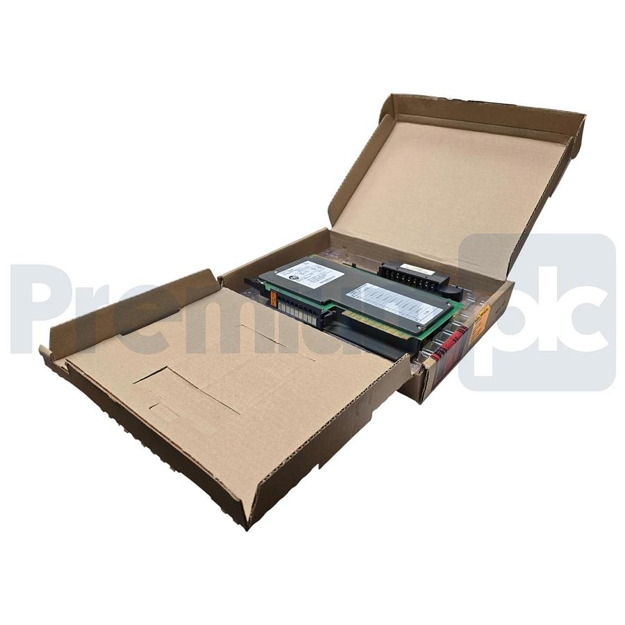 Allen Bradley 1771-OA /B PLC-5 Output Module  8-Pt 120V Rev. R02 1771OA NSMP